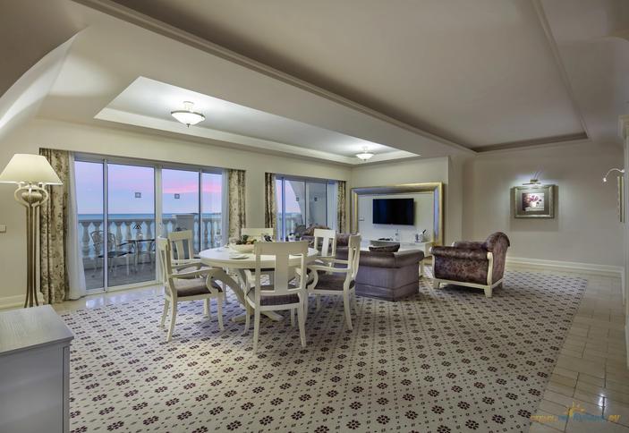 Deluxe Family Suite Grand Sea