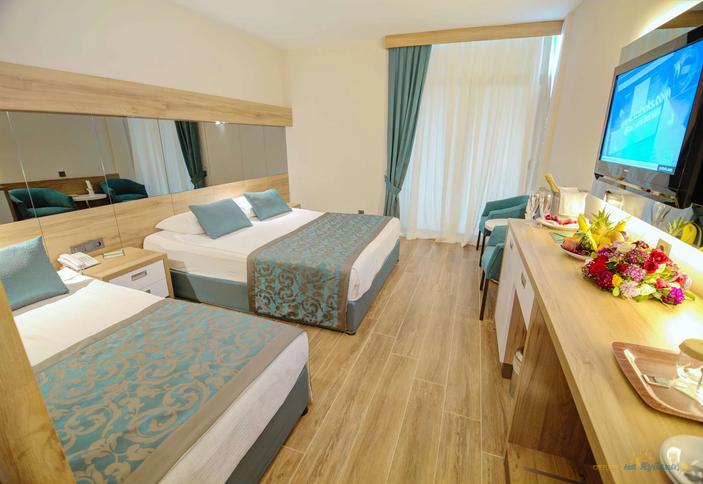 Standard Deluxe Room