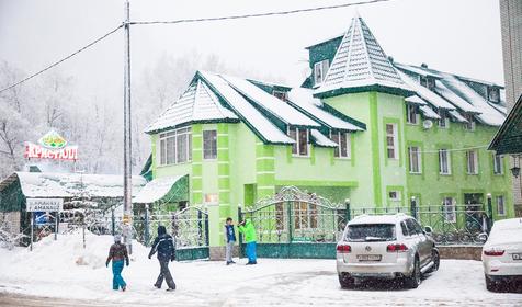 Гостиница Кристалл, п. Домбай, Крачаево-Черкесская Республика