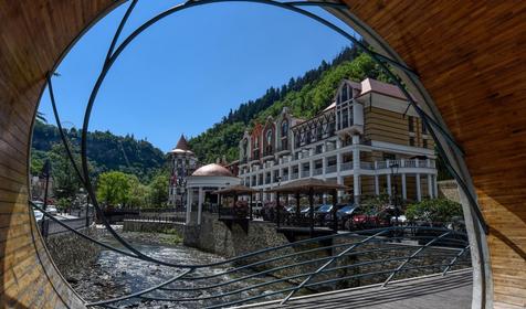 Отель Crowne Plaza Borjomi, Боржоми, Грузия