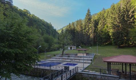 Отель Crowne Plaza Borjomi, Боржоми, Грузия