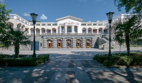 Санаторий Нижняя Ореанда. Крым, Ялта, Ореанда