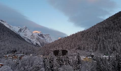 Отель Горные вершины, Карачаево-Черкесская Республика, п. Домбай