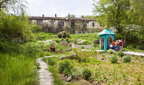 Топловский женский монастырь, с. Тополевка, Белогорский р-н, Крым