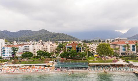 Fame Beach Hotel