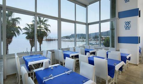 Bonn Beach Hotel By RRH&R